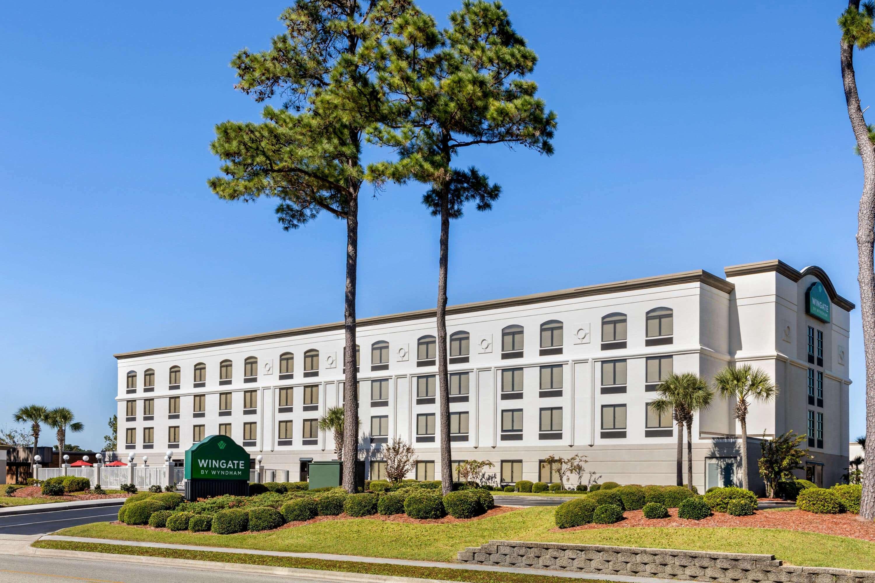 Wingate By Wyndham Wilmington Hotel Exterior foto